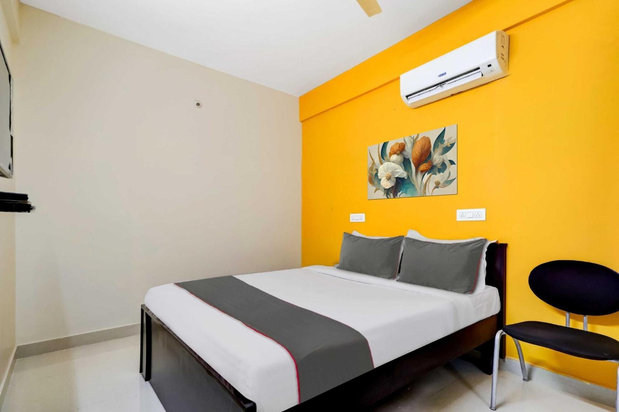 Collection O Olive Hotel Bangalore Exterior photo