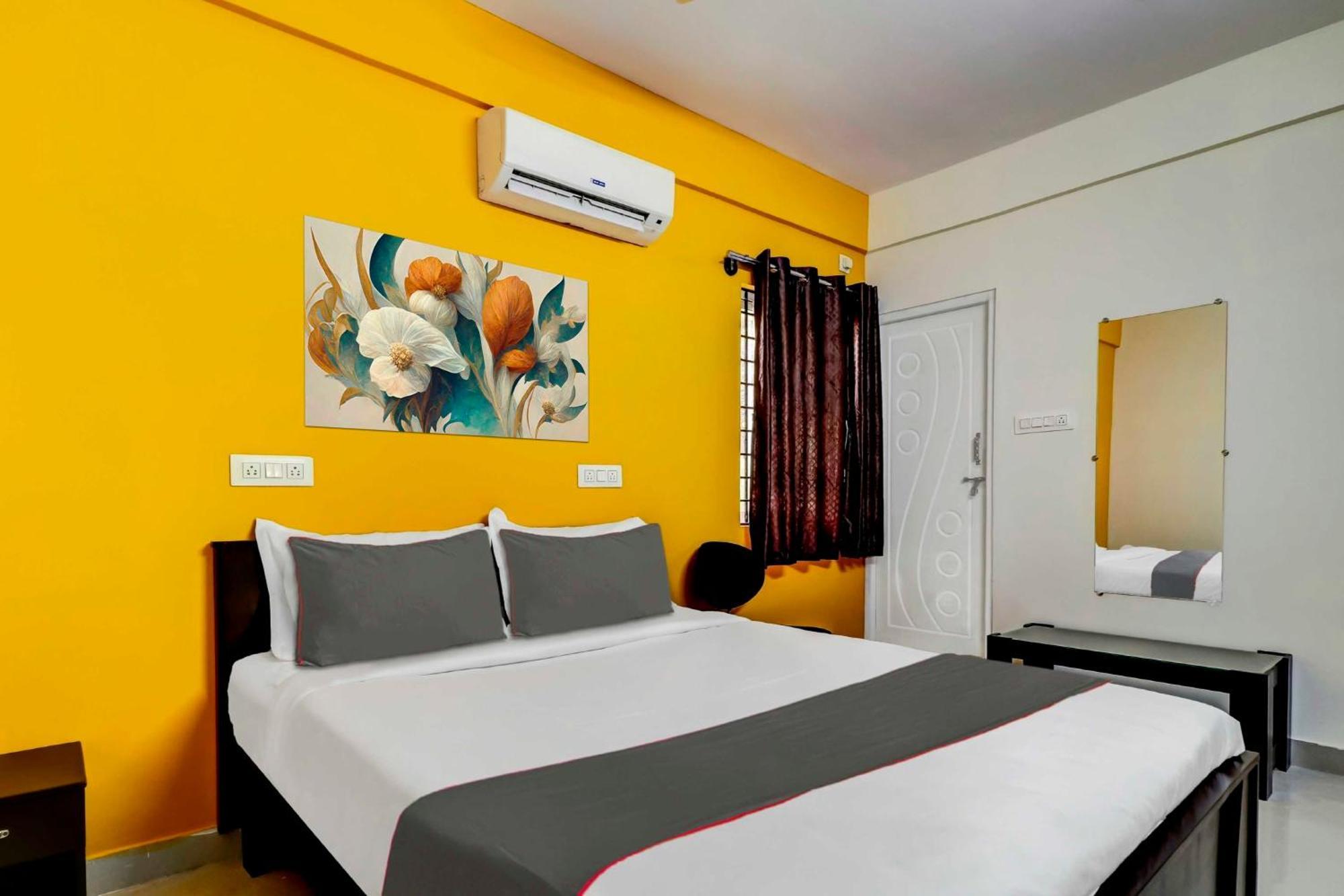 Collection O Olive Hotel Bangalore Exterior photo