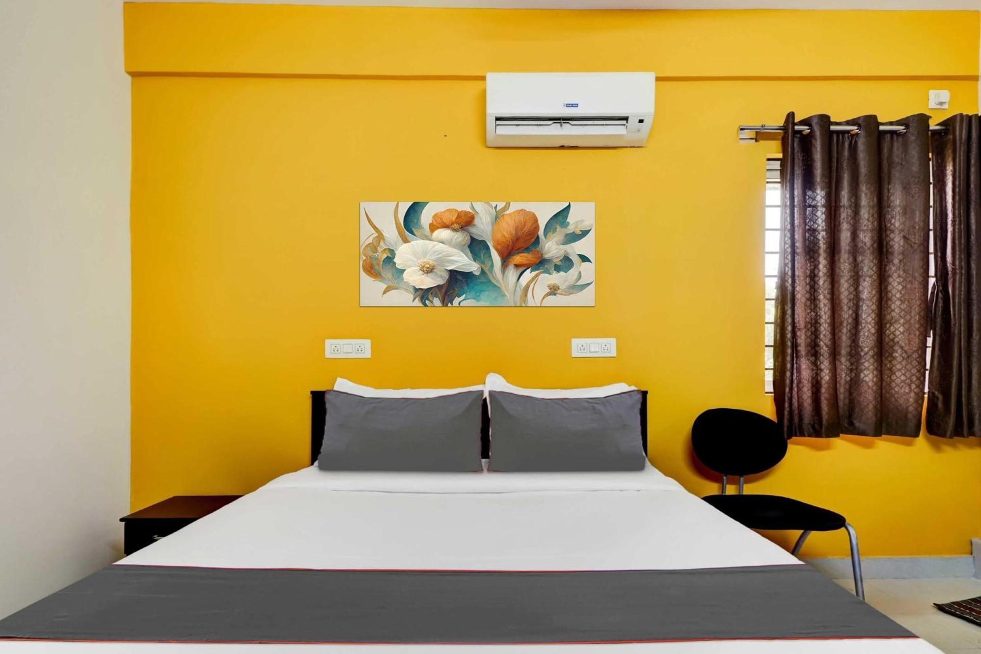 Collection O Olive Hotel Bangalore Exterior photo
