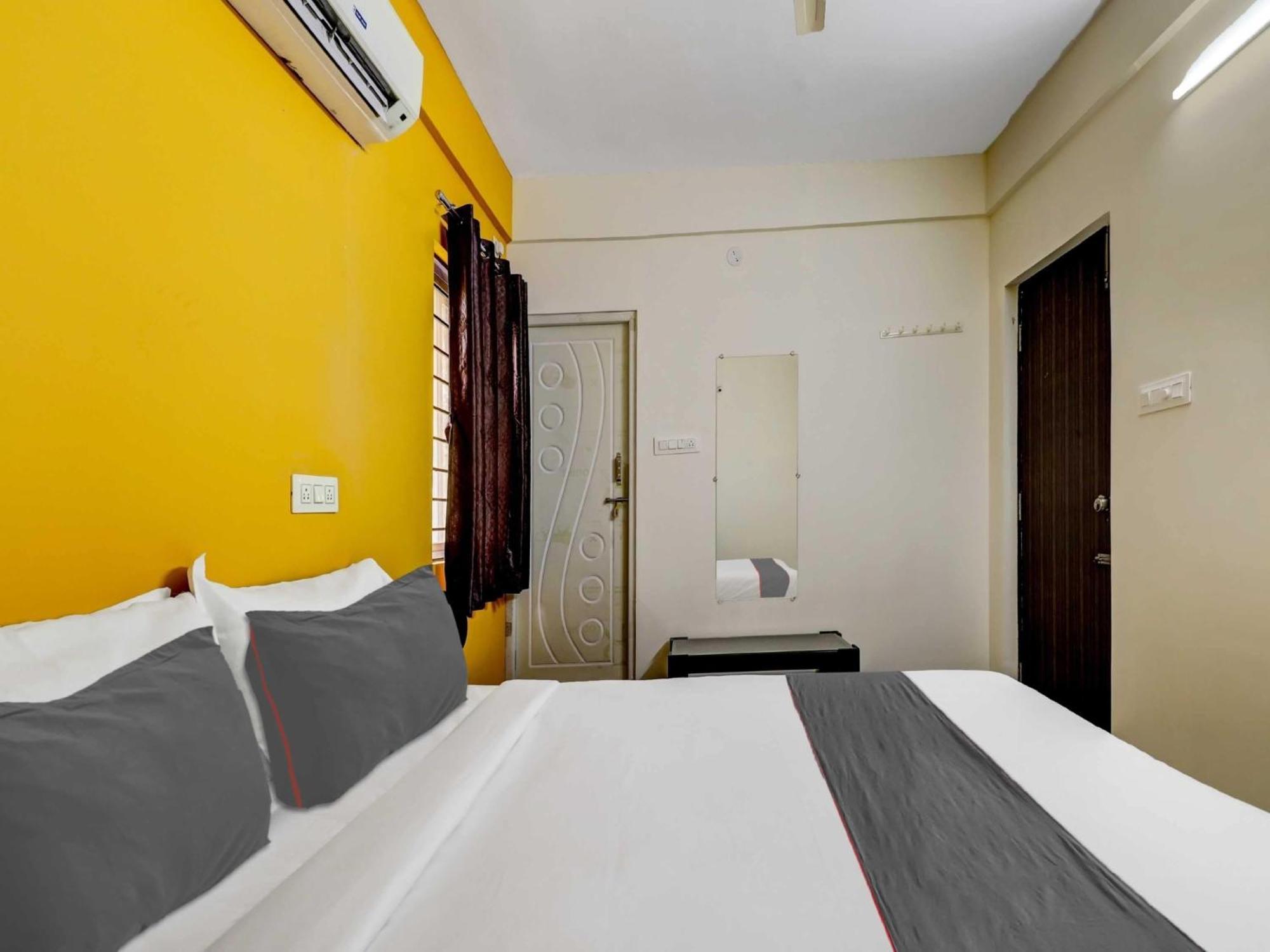 Collection O Olive Hotel Bangalore Exterior photo