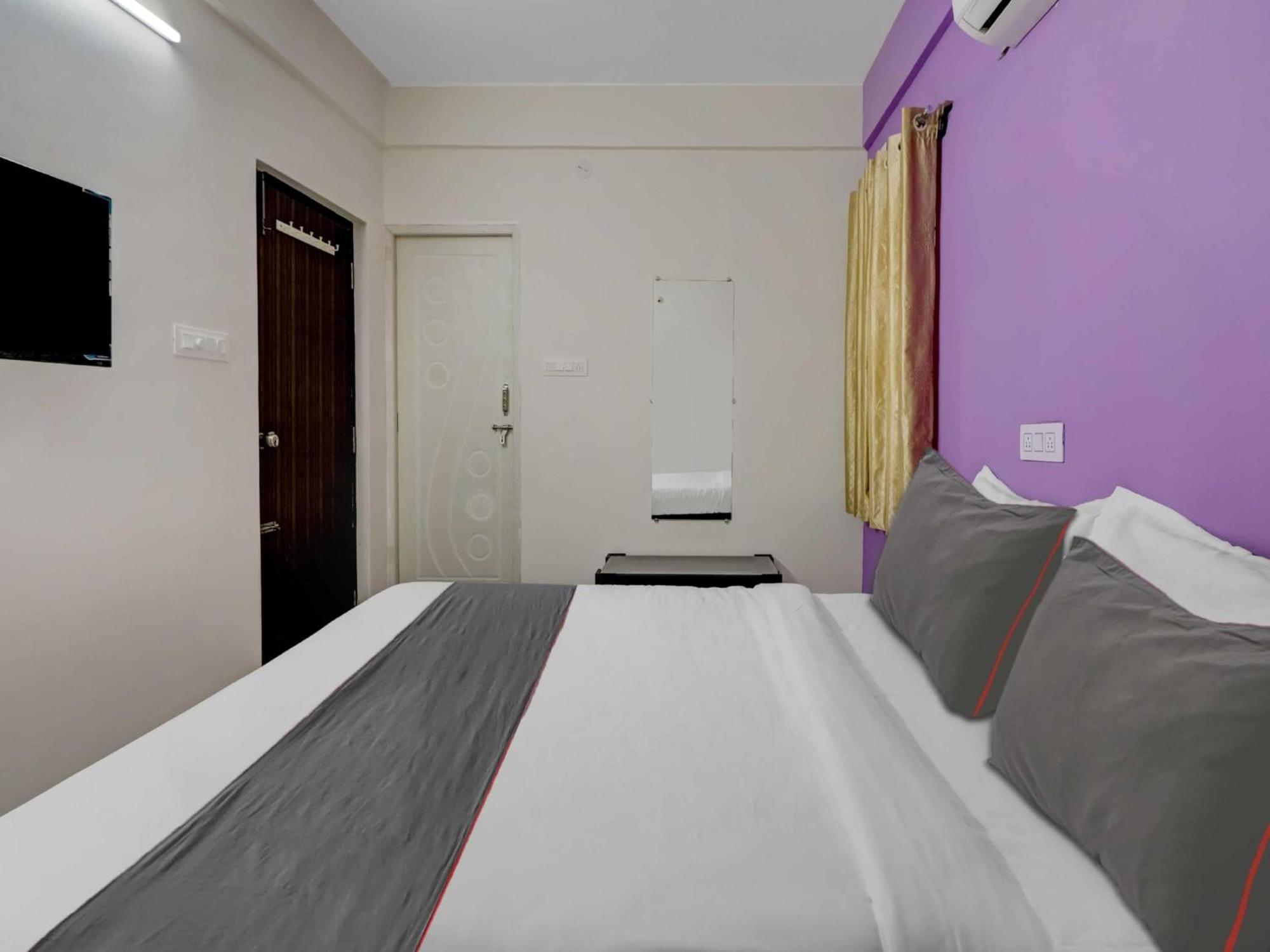 Collection O Olive Hotel Bangalore Exterior photo